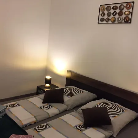 Apartmán International 5 *